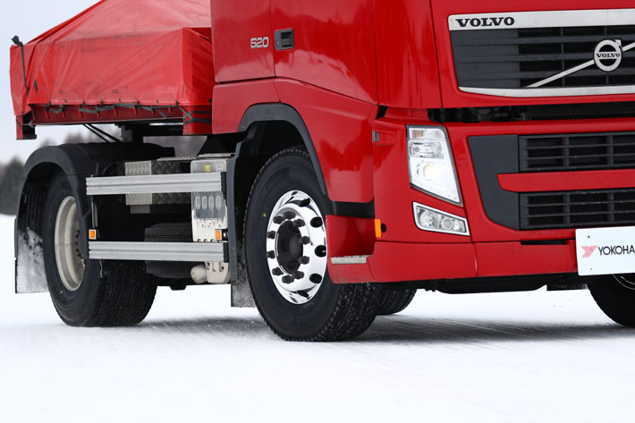 横浜ゴム タイヤ試乗会