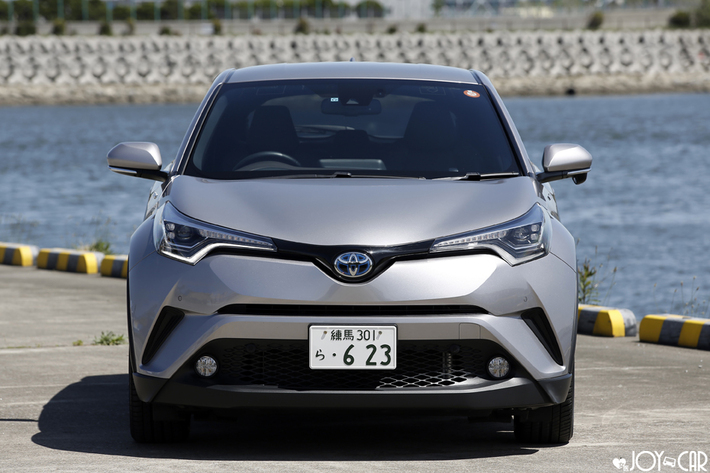 トヨタ C-HR