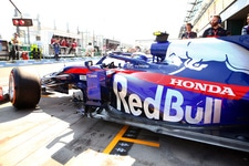 2019年F1開幕戦オーストラリアGPでAston Martin Red Bull Racingのマックス・フェルスタッペン選手が3位表彰台を獲得。ホンダとして2015年のF1復帰以来初の表彰台