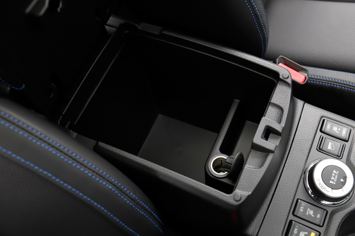 日産 エクストレイルAUTECH