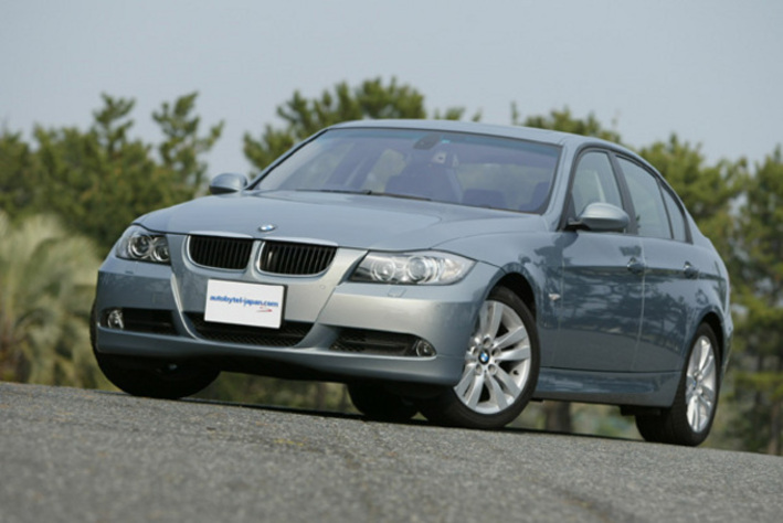BMW 3シリーズ 5代目モデル（E90）