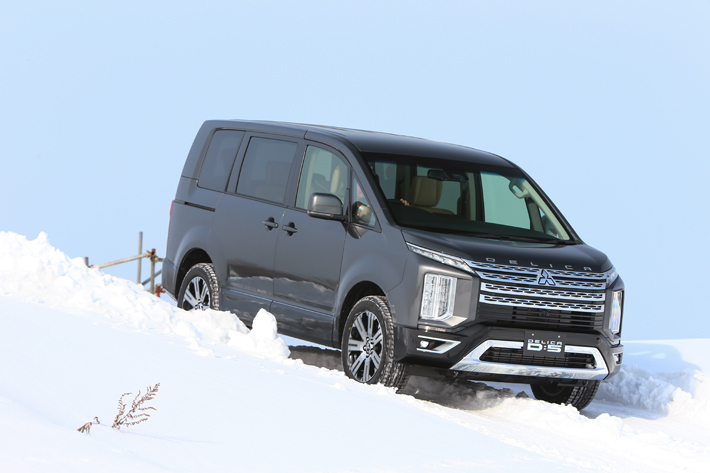 三菱 デリカd 5 最新suvモデルを雪上試乗 形を変えても受け継がれるランエボの血筋 1 2 徹底検証 19年新型車種ー試乗レポート Mota 三菱 デリカd 5 最新suvモデルを雪上試乗 形を変えても受け継がれるランエボの血筋 1 2 徹底検証 19年新型車種ー試乗レポート Mota