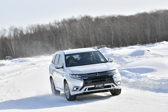 三菱自動車 雪上試乗会