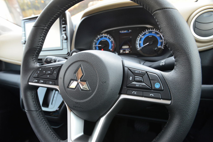 三菱 eKクロス T[三菱 新型eKワゴン・eK X(クロス) 新型車解説]