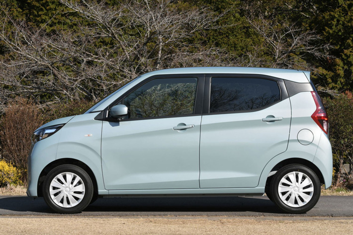 三菱 新型eKワゴン G(ボディカラー：ミントブルーメタリック)[三菱 新型eKワゴン・eK X(クロス) 新型車解説]