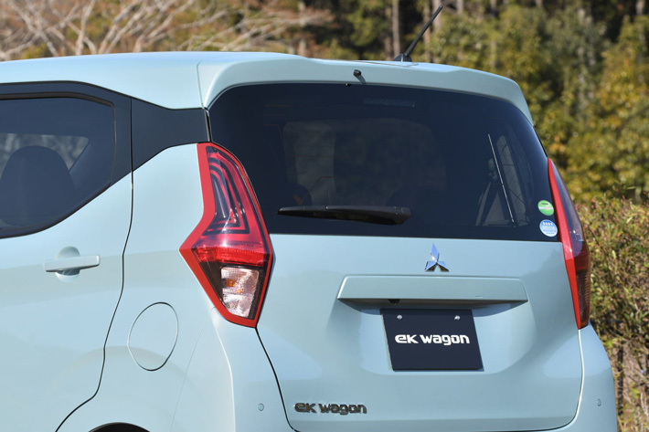 三菱 新型eKワゴン G(ボディカラー：ミントブルーメタリック)[三菱 新型eKワゴン・eK X(クロス) 新型車解説]