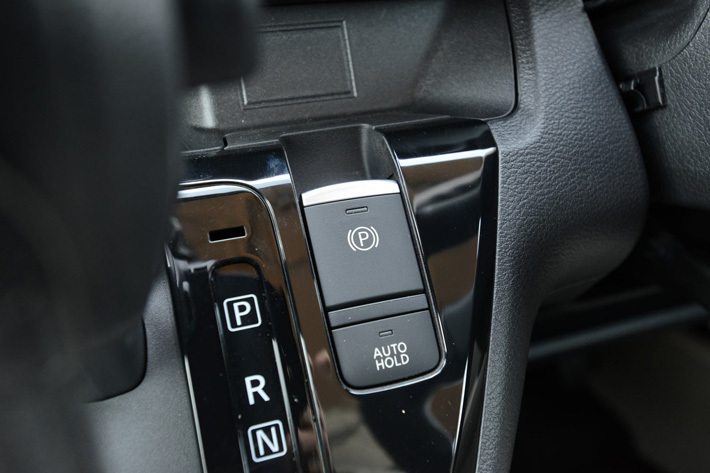 三菱 新型eKワゴン G[三菱 新型eKワゴン・eK X(クロス) 新型車解説]