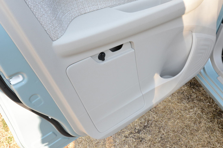 三菱 新型eKワゴン G[三菱 新型eKワゴン・eK X(クロス) 新型車解説]