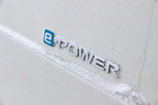 日産 ノート e-POWER NISMO S