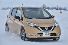 日産 ノート e-POWER 4WD（広報写真）