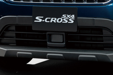 スズキ、SX4 S-CROSSの仕様を一部変更