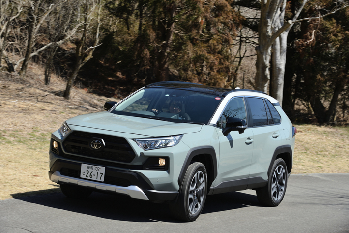 トヨタ 新型rav4試乗 後編 公道 ダートの巻 群雄割拠のミッドサイズsuvセグメントの中でも人気者になりそうな気配 1 3 徹底検証 19年新型 車種ー試乗レポート Mota