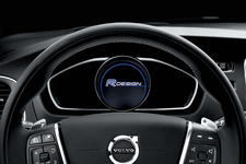 ボルボ V40特別限定車「V40 T5 R-Design Final Edition」発売