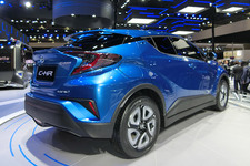 トヨタ C-HR EV