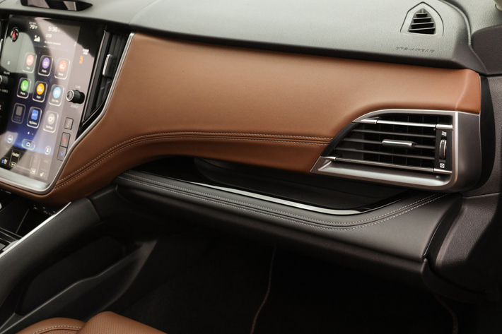 スバル 新型アウトバックを世界初公開