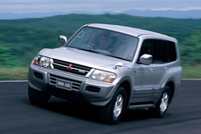 三菱 3代目パジェロ （LONG EXCEED）