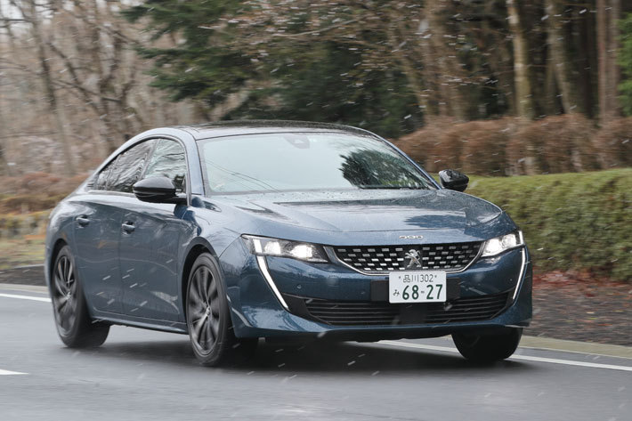 プジョー 新型508 GT Line(1.6リッターガソリンターボ／ボディカラー：セレベス・ブルー)