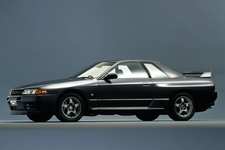 日産 GT-RとフェアレディZと東名高速がともに50周年、イベント開催