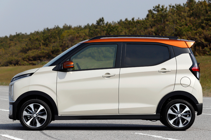 三菱 新型eKクロス