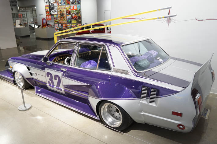 La最大の自動車博物館でまさかの 族車 が殿堂入り アメリカで再会した懐かしの暴走族スタイルがムネアツ過ぎる コラム Mota