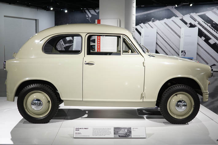 1955 SUZUKI SUZULIGHT SF【ピーターセン自動車博物館】