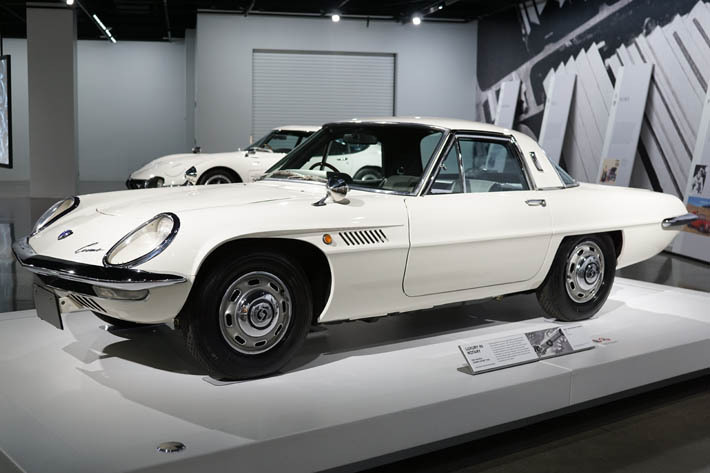 1967 MAZDA COSMO SPORT【ピーターセン自動車博物館】