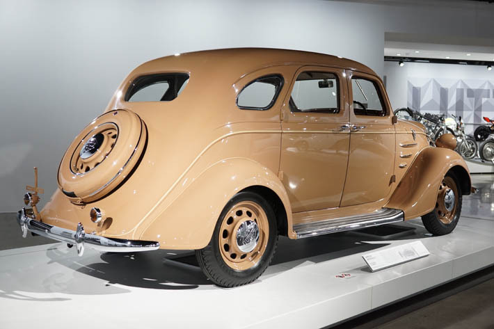 1936 TOYODA AA（レプリカ）【ピーターセン自動車博物館】