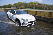 ランボルギーニ ウルス【ウルス試乗会「URUS TEST DRIVE PLUS」(会場：GKNドライブライン ジャパン プルービンググラウンド)】