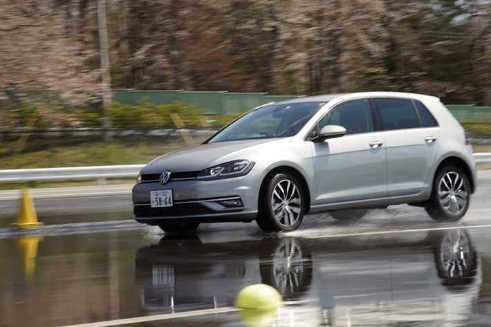 皆さんフルブレーキングって踏むことができますか Vwテックディ 1 3 徹底検証 19年新型車種ー試乗レポート Mota 皆さんフルブレーキングって踏むことができますか Vwテックディ 1 3 徹底検証 19年新型車種ー試乗レポート Mota