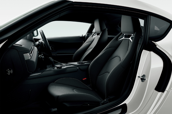 トヨタ 新型スープラを発売