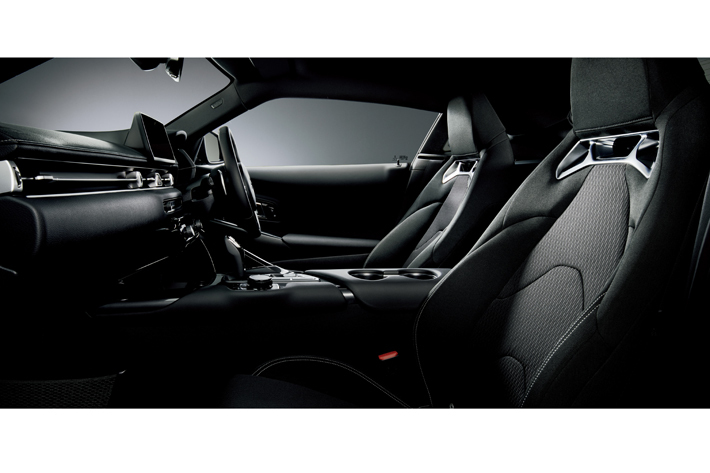 トヨタ 新型スープラを発売