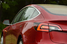 テスラ モデル3