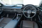 マツダ 新型MAZDA3 セダン（マシーングレープレミアムメタリック）