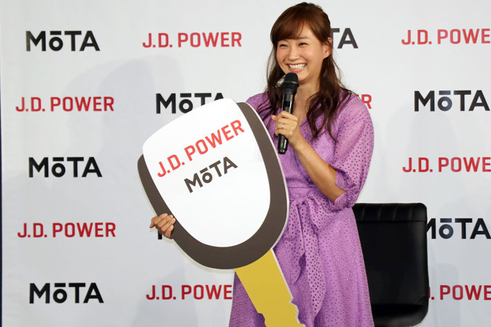 ミキティ 結婚10周年で夫に日産 リーフをおねだり 夫婦円満の秘訣は 言いたいことは すぐに言う 新型車リリース速報 Mota ミキティ 結婚10周年で夫に日産 リーフをおねだり 夫婦円満の秘訣は 言いたいことは すぐに言う 新型車リリース速報 Mota