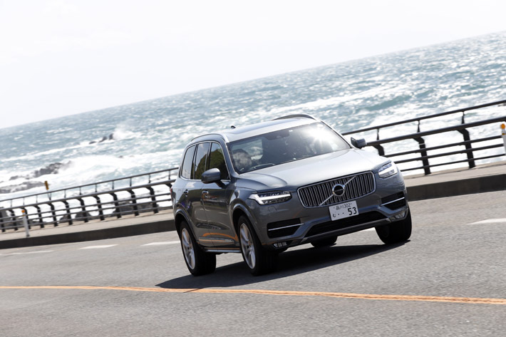 ボルボ XC90 D5