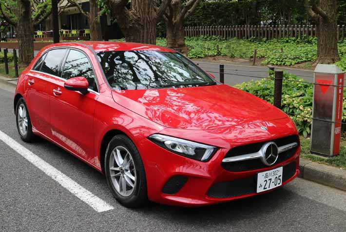 メルセデス ベンツ 新型aクラス 実燃費レポート A180スタイル 1 4リッター ガソリンターボの実燃費を徹底検証 2 5 低燃費 にこだわるなら 最新の実燃費が丸わかり 燃費レポート Mota