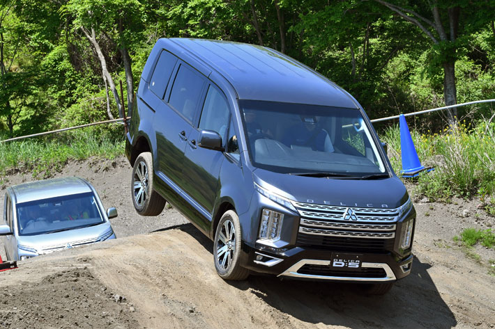 タイヤ テーブル 汎用 新商品 アウトドア キャンプ オフロード SUV RV車 楽天市場】タイヤテーブル メッシュ テーブル キャンプ テーブル 車両