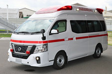 日産 高規格救急車 新型「パラメディック」に緊急試乗！｜20年