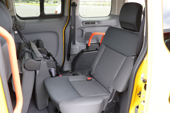 Jpn Taxiだけにあらず タクシーキャブ 日産 Nv0タクシー をお忘れではありませんか はたらくクルマ 画像ギャラリー No 10 はたらくクルマ Mota
