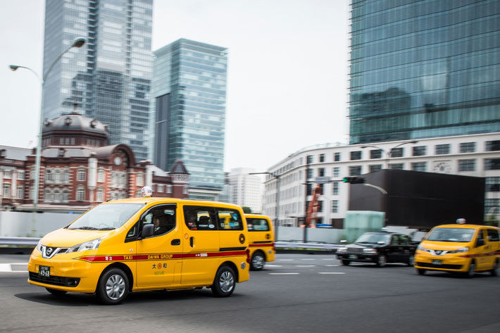 日産 NV200タクシー【日産「NV200 タクシー」出発式の模様(2015年6月8日)】