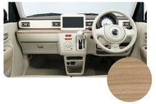 スズキ 「アルト ラパン」の安全装備を充実させて発売