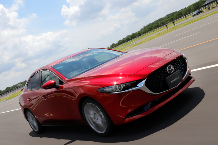 マツダ 新型mazda3 セダン試乗 全ての基本となる2リッターガソリンモデルを試す 徹底検証 19年新型車種ー試乗レポート Mota