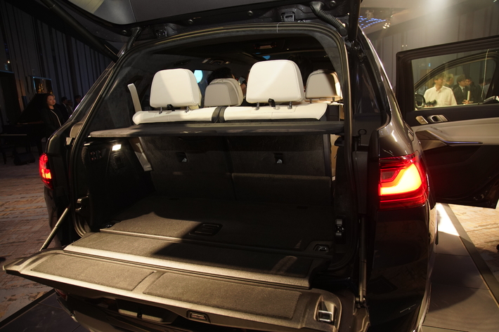 BMWの新しいラインアップ新型BMW X7発表
