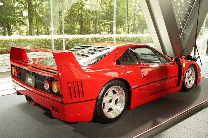 フェラーリ　F40