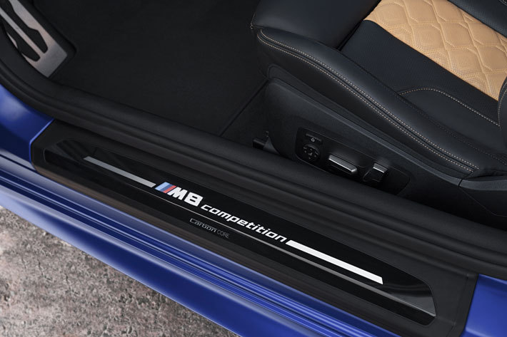 BMW フラッグシップ・モデル新型M8発表