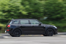 ミニクラブマン 限定車「MINI Clubman Blue Note Tokyo Edition」(ミニ クラブマン ブルーノート・トーキョー・エディション)[ベースモデル：MINI CLUBMAN Cooper D Clubman]