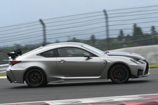 レクサス RC F