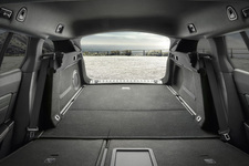 プジョー 508にステーションワゴンタイプが登場