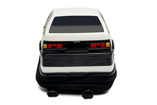 トヨタ AE86 ”パンダトレノ”の車型バックパックが登場|【業界