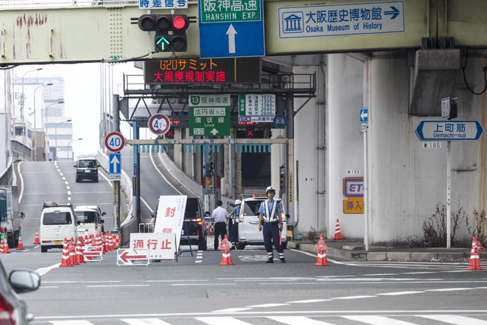 4日間に渡って封鎖された阪神高速や大阪環状線